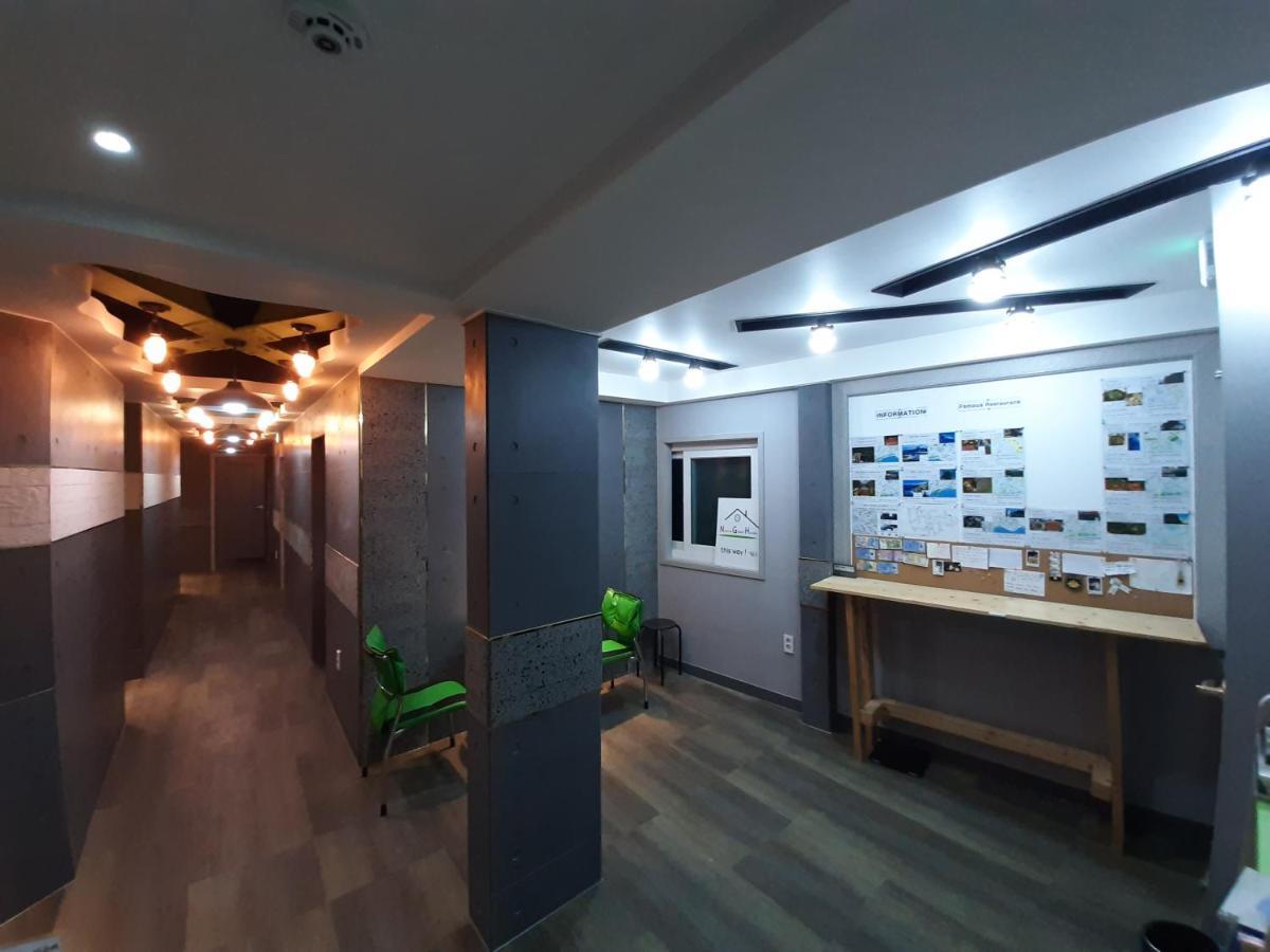 Haeundae Native Guesthouse Busan Esterno foto