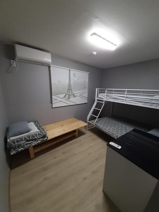 Haeundae Native Guesthouse Busan Esterno foto
